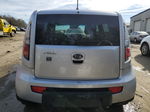 2010 Kia Soul + Серебряный vin: KNDJT2A21A7702022