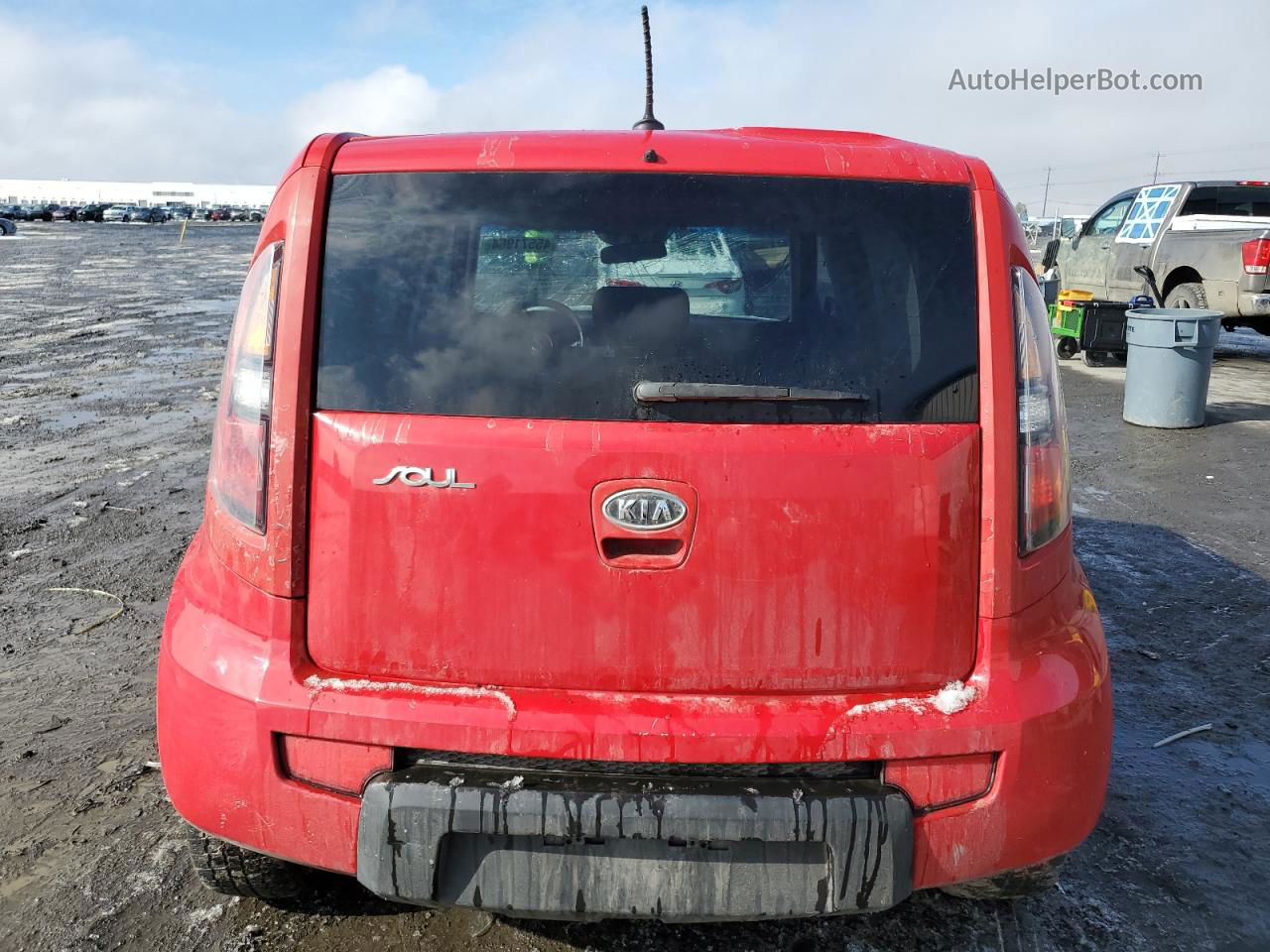 2010 Kia Soul + Red vin: KNDJT2A22A7029368