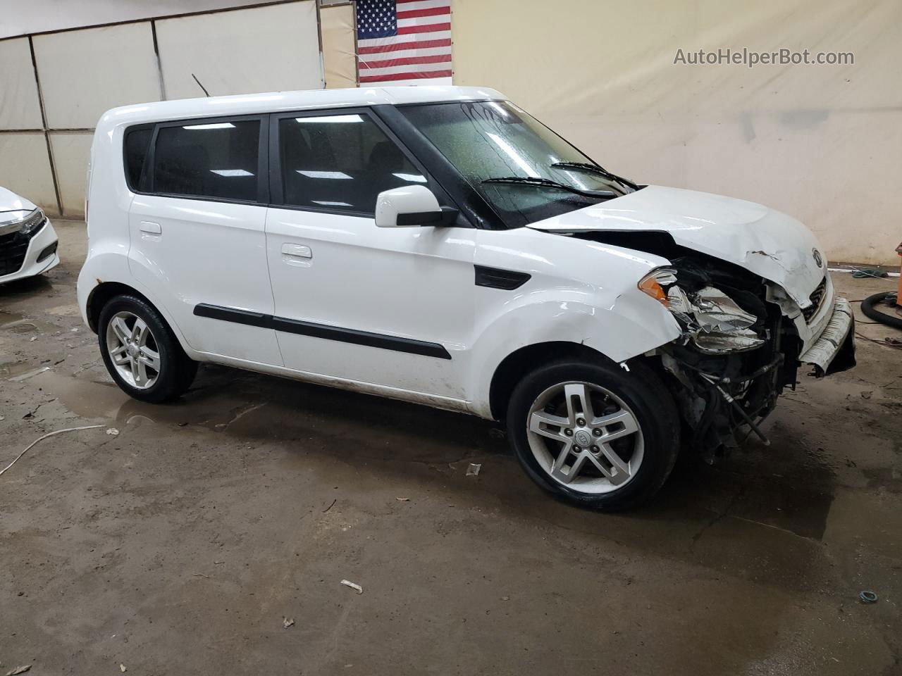 2010 Kia Soul + Белый vin: KNDJT2A22A7035722