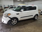 2010 Kia Soul + Белый vin: KNDJT2A22A7035722