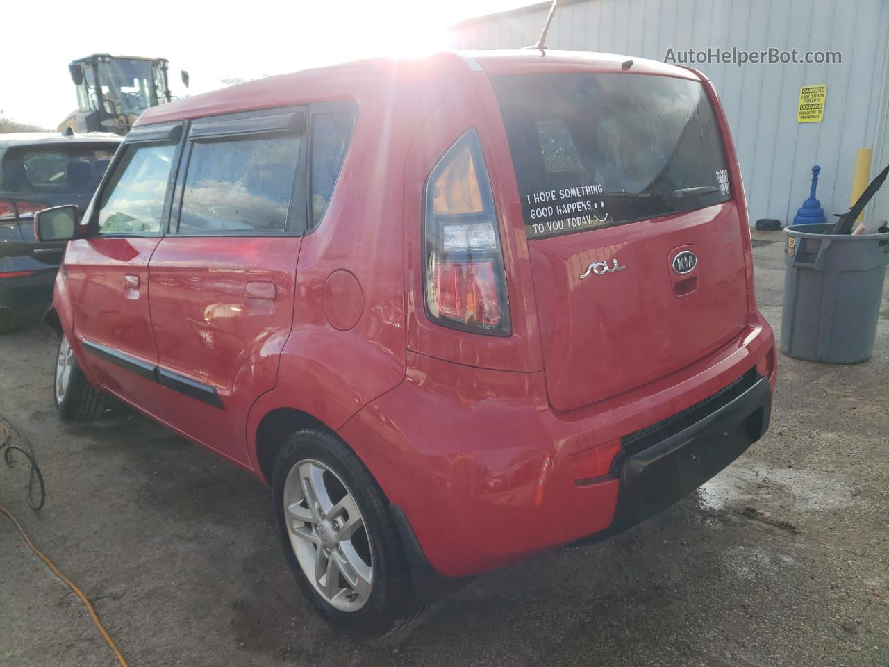 2010 Kia Soul + Red vin: KNDJT2A22A7060975