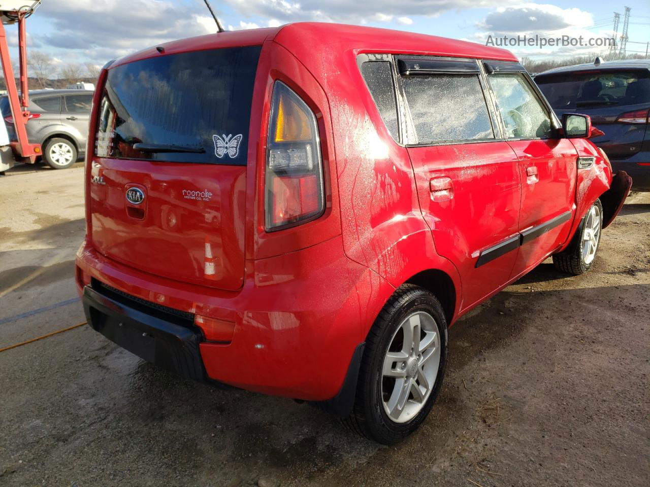 2010 Kia Soul + Red vin: KNDJT2A22A7060975