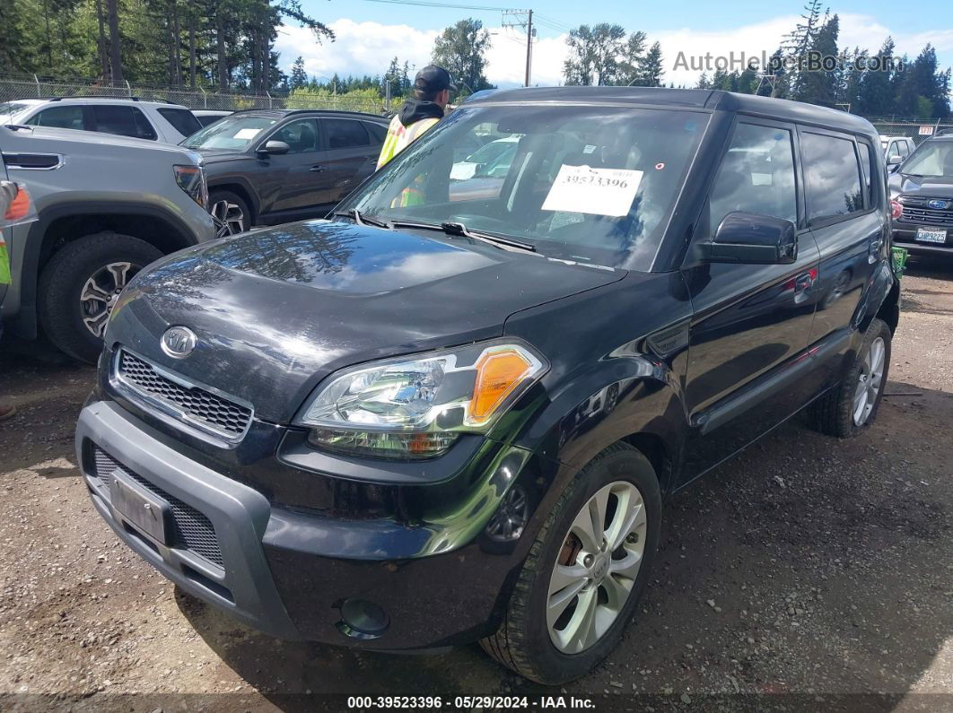 2010 Kia Soul + Black vin: KNDJT2A22A7061477