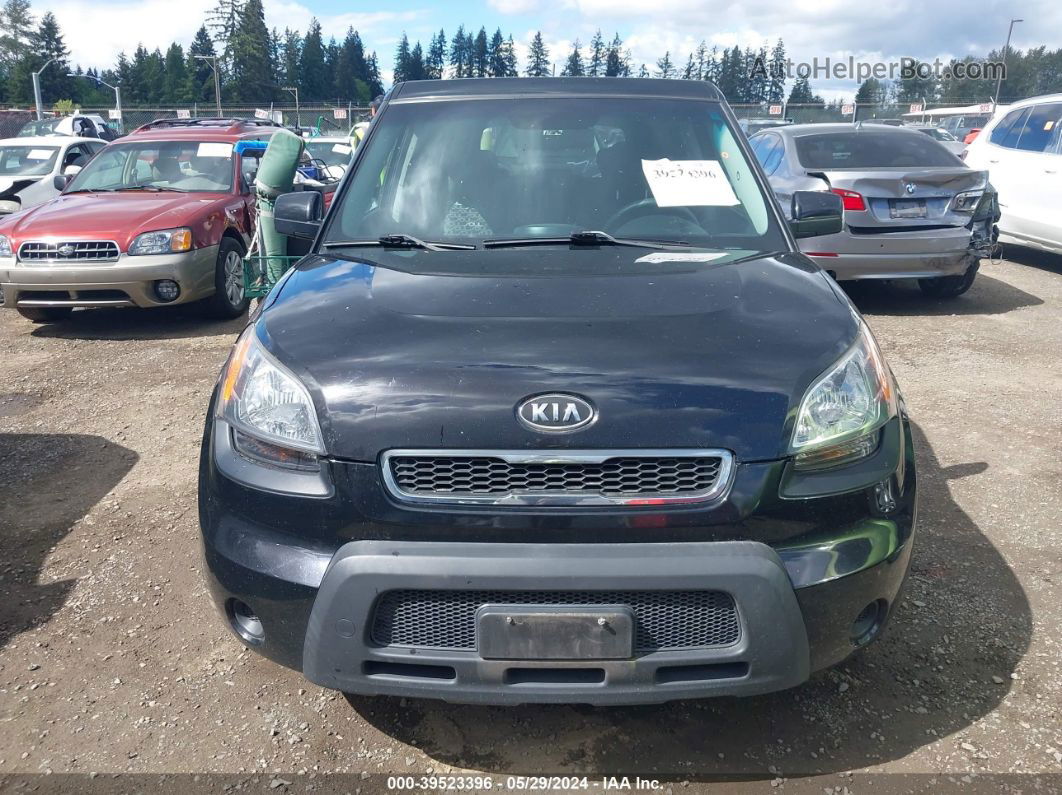 2010 Kia Soul + Black vin: KNDJT2A22A7061477