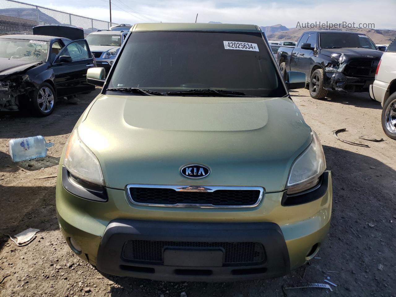 2010 Kia Soul + Green vin: KNDJT2A22A7138977