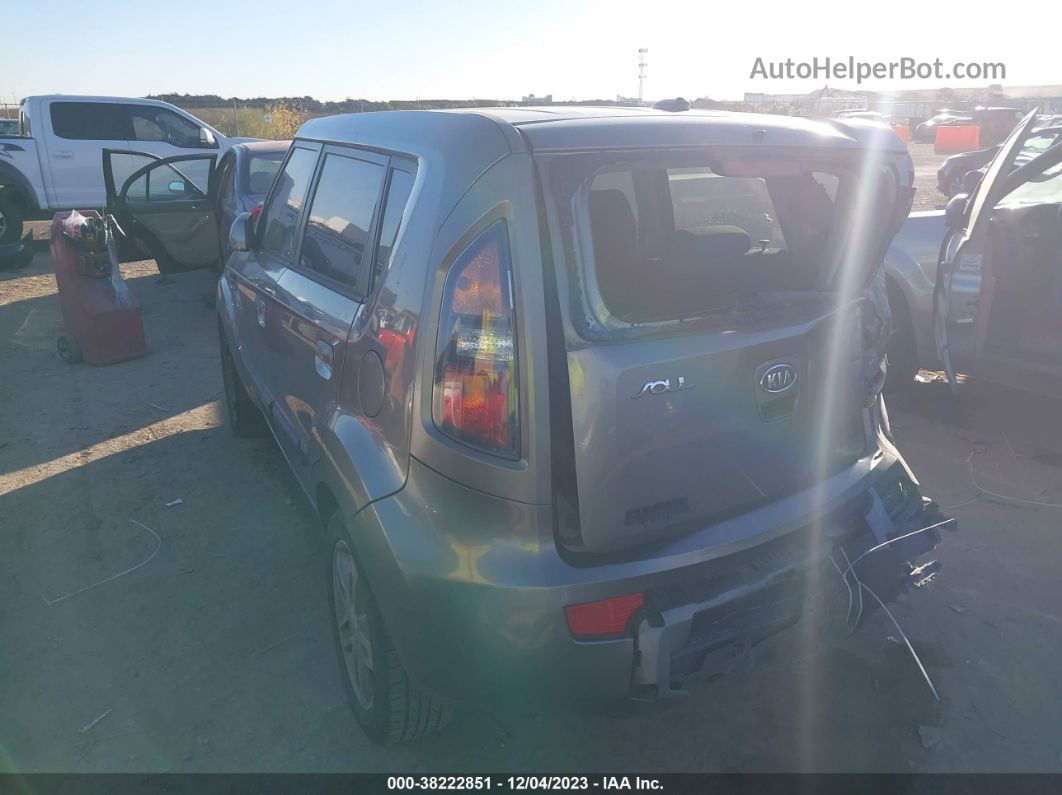 2010 Kia Soul + Gray vin: KNDJT2A22A7158324