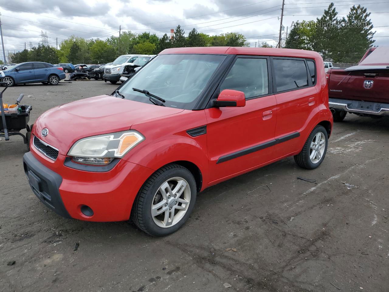 2010 Kia Soul + Red vin: KNDJT2A22A7172692