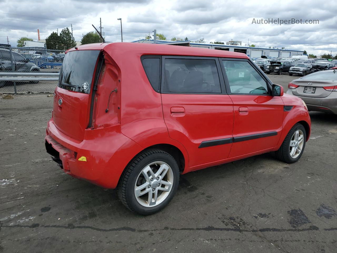 2010 Kia Soul + Red vin: KNDJT2A22A7172692