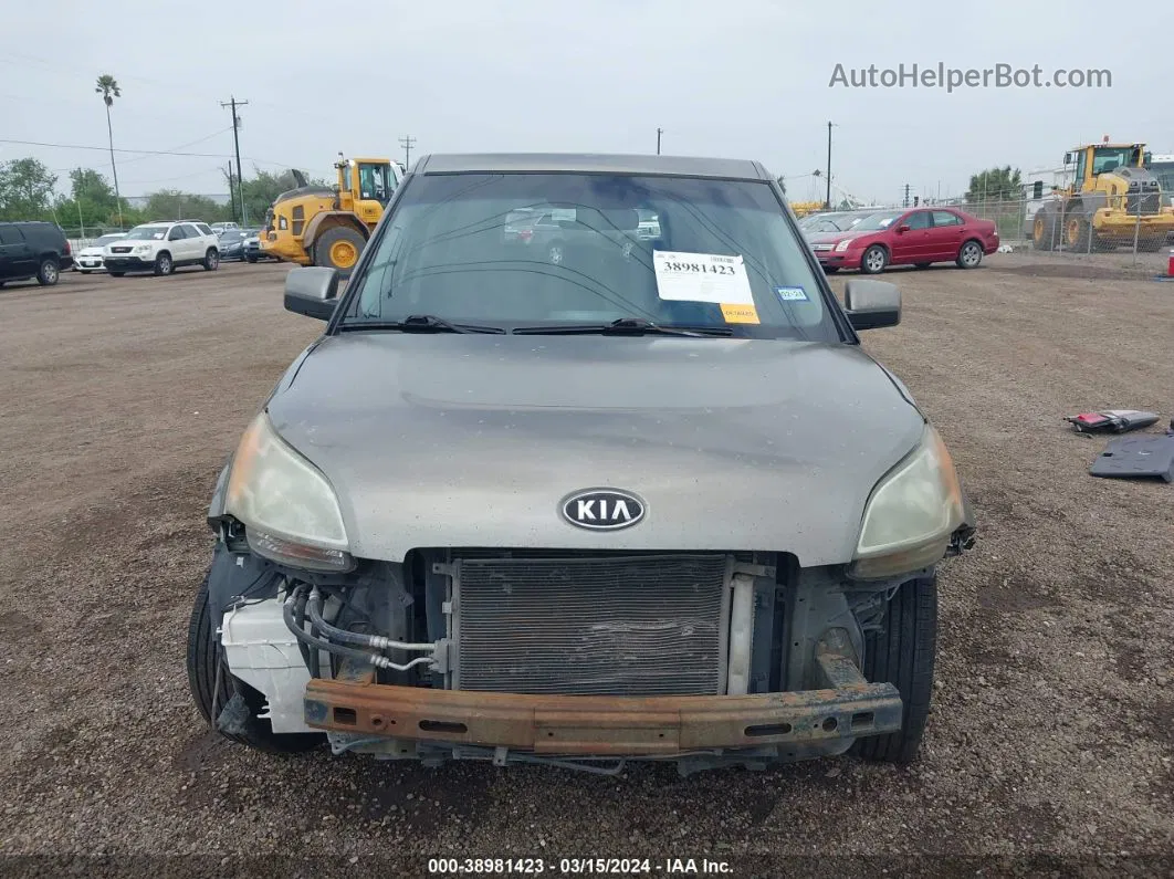 2010 Kia Soul + Серый vin: KNDJT2A22A7192327