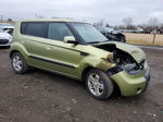 2010 Kia Soul + Green vin: KNDJT2A23A7068437