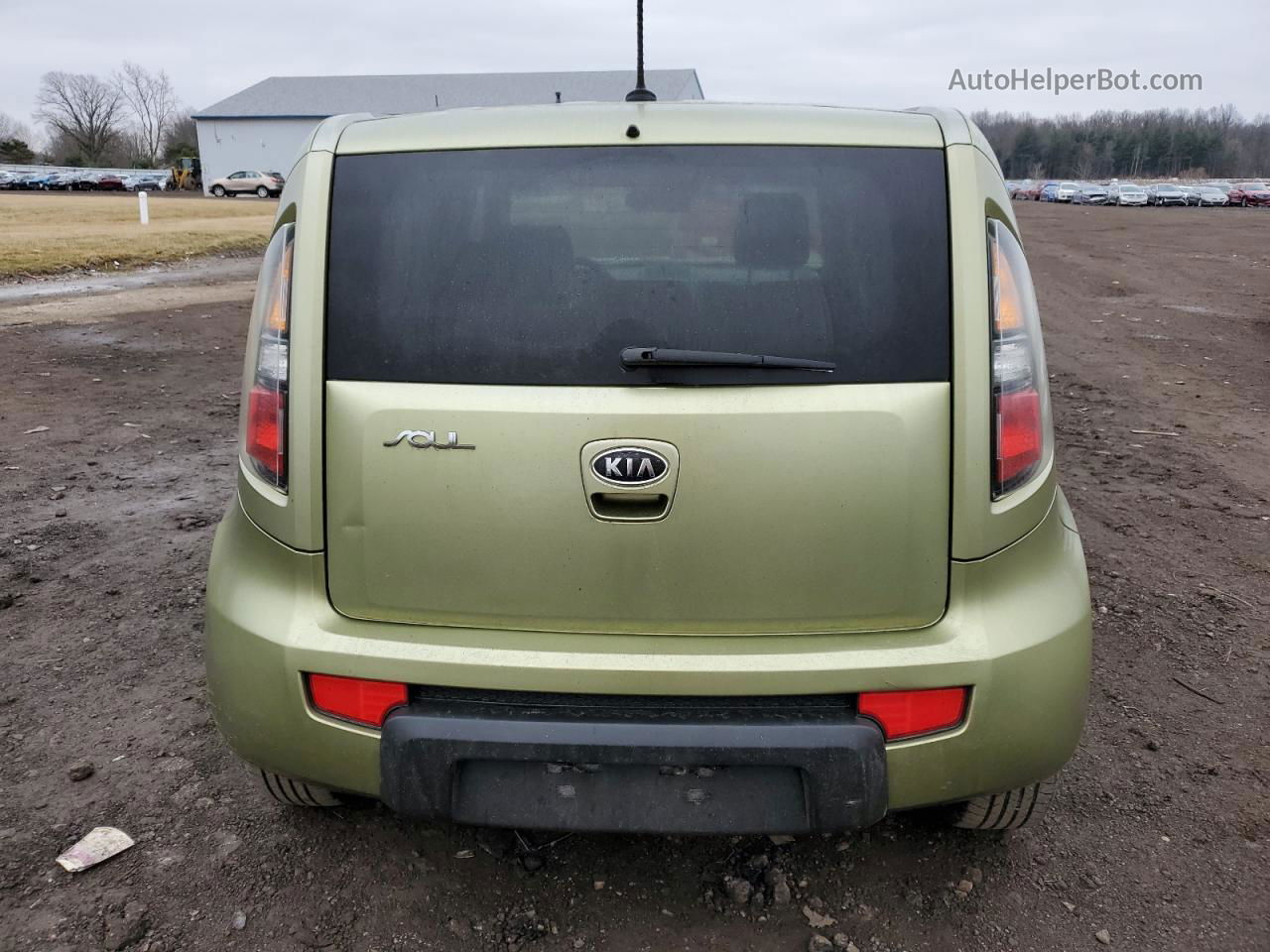 2010 Kia Soul + Green vin: KNDJT2A23A7068437