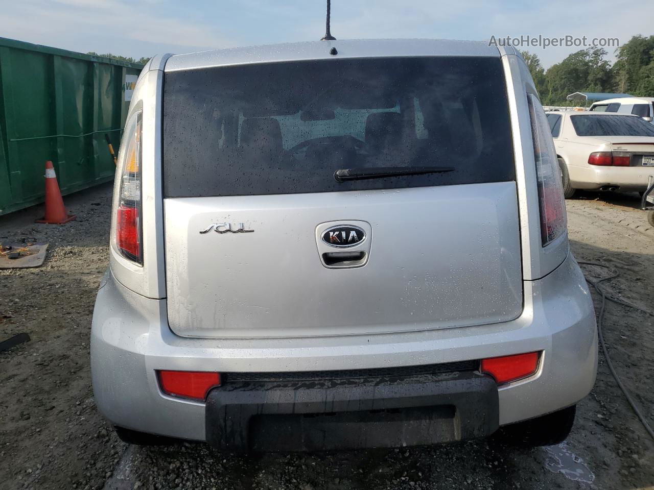 2010 Kia Soul + Серебряный vin: KNDJT2A23A7102313