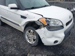 2010 Kia Soul + White vin: KNDJT2A23A7104465