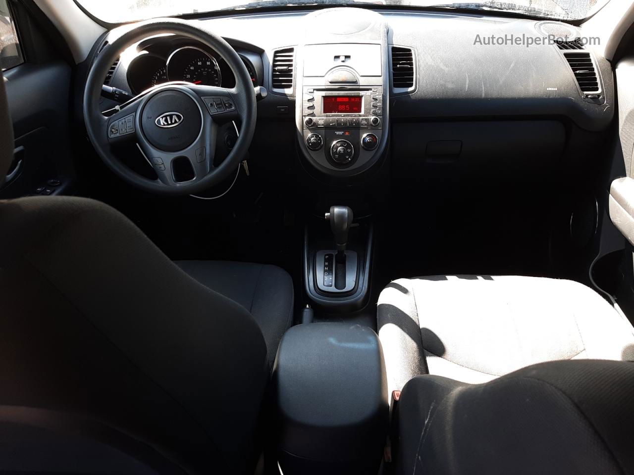 2010 Kia Soul + Серый vin: KNDJT2A23A7124375