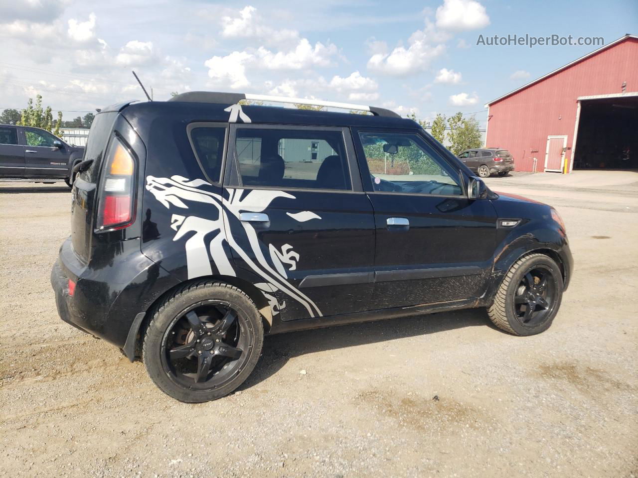 2010 Kia Soul + Black vin: KNDJT2A23A7125610