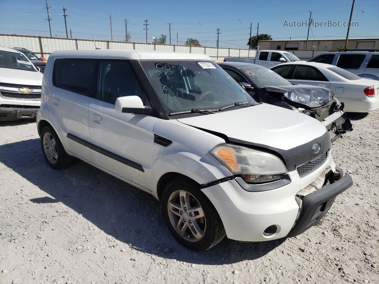 2010 Kia Soul + Silver vin: KNDJT2A23A7162012