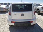 2010 Kia Soul + Silver vin: KNDJT2A23A7162012