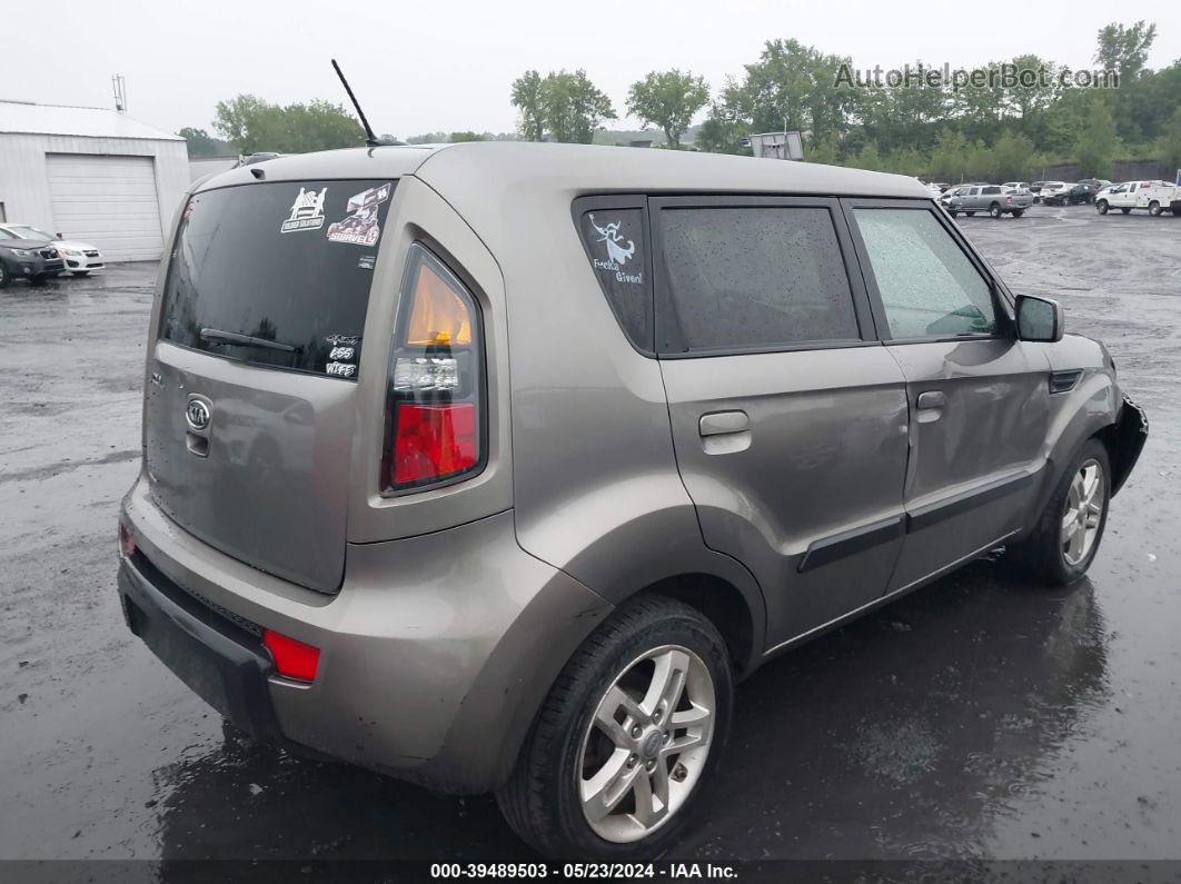 2010 Kia Soul + Gray vin: KNDJT2A23A7189744