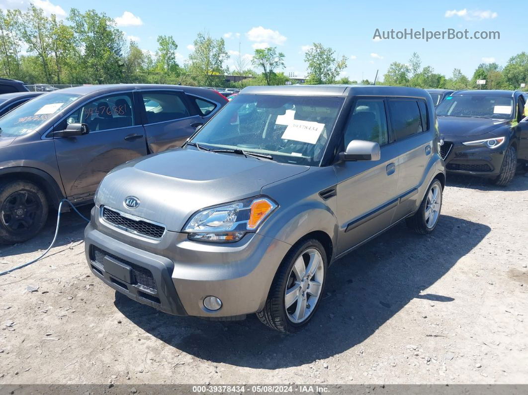 2010 Kia Soul ! Gray vin: KNDJT2A24A7045782