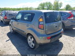 2010 Kia Soul ! Gray vin: KNDJT2A24A7045782