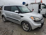 2010 Kia Soul + Silver vin: KNDJT2A24A7088020