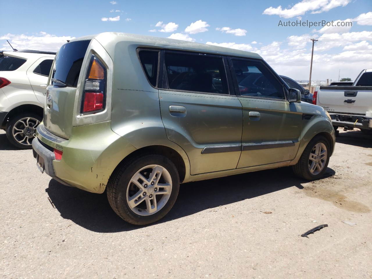 2010 Kia Soul + Green vin: KNDJT2A24A7107682