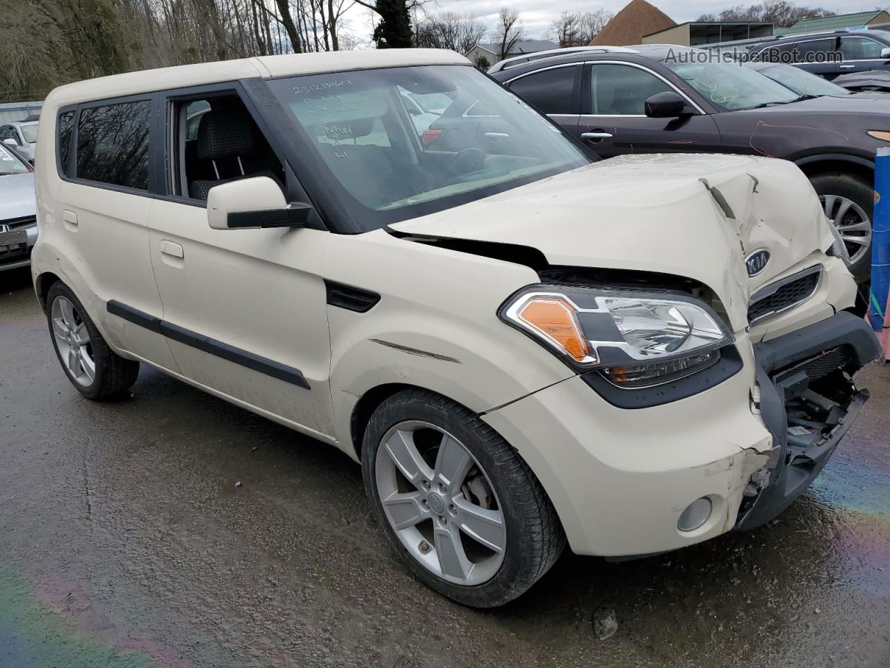 2010 Kia Soul + Cream vin: KNDJT2A24A7175965