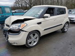 2010 Kia Soul + Кремовый vin: KNDJT2A24A7175965