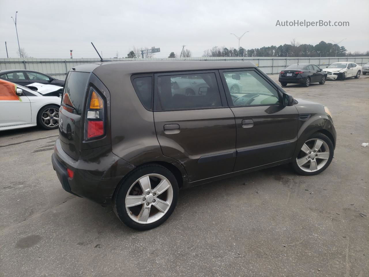 2010 Kia Soul + Brown vin: KNDJT2A25A7050800