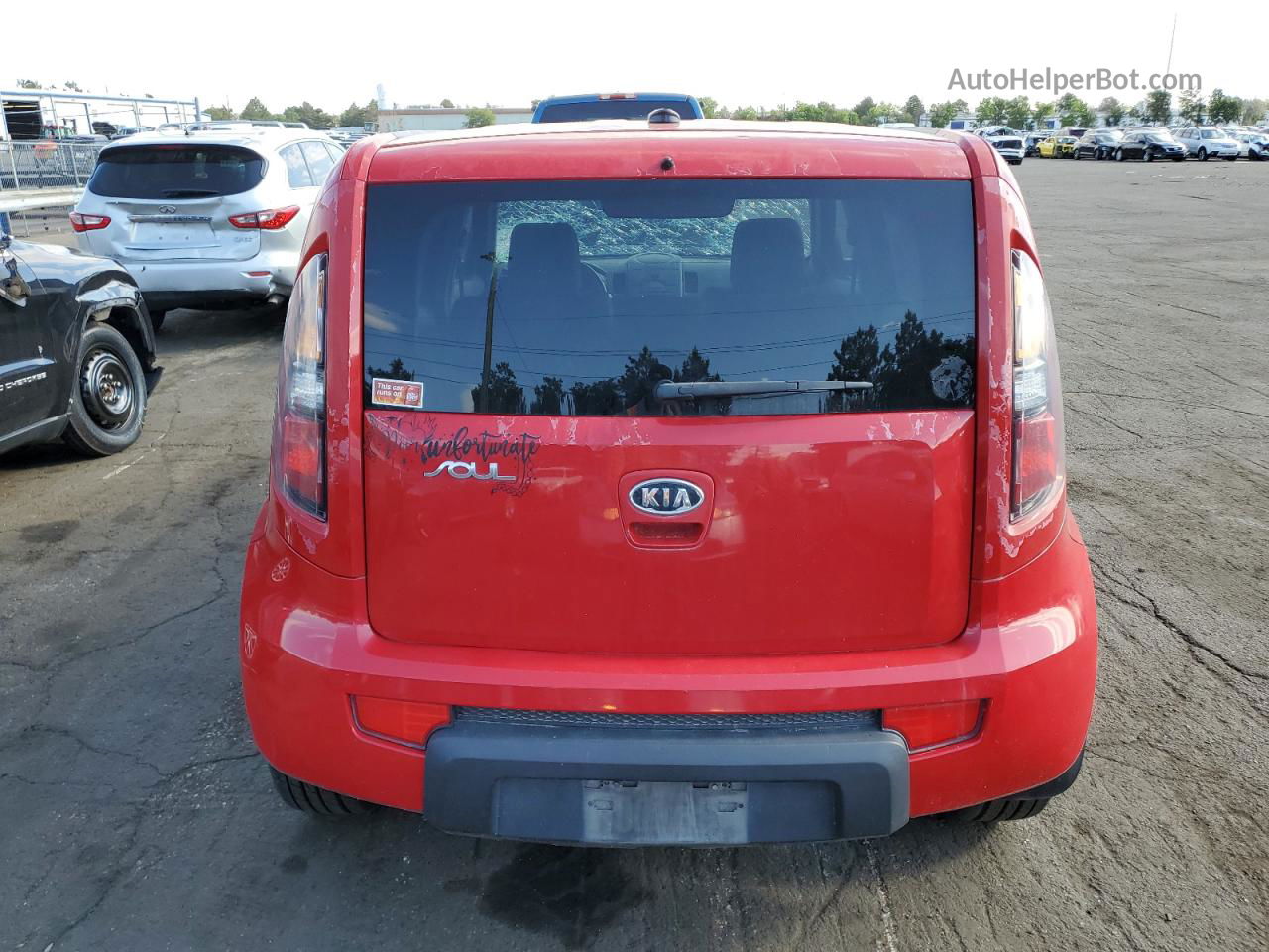 2010 Kia Soul + Red vin: KNDJT2A25A7067886