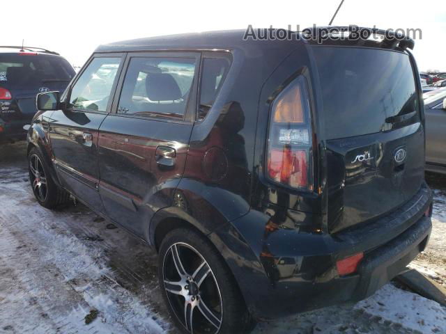 2010 Kia Soul + Black vin: KNDJT2A25A7098183