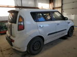 2010 Kia Soul + White vin: KNDJT2A25A7100174