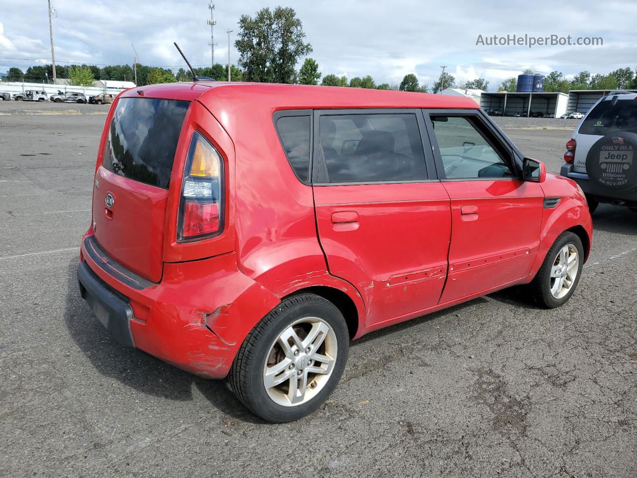 2010 Kia Soul + Red vin: KNDJT2A25A7138391