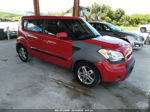 2010 Kia Soul + Red vin: KNDJT2A25A7148273