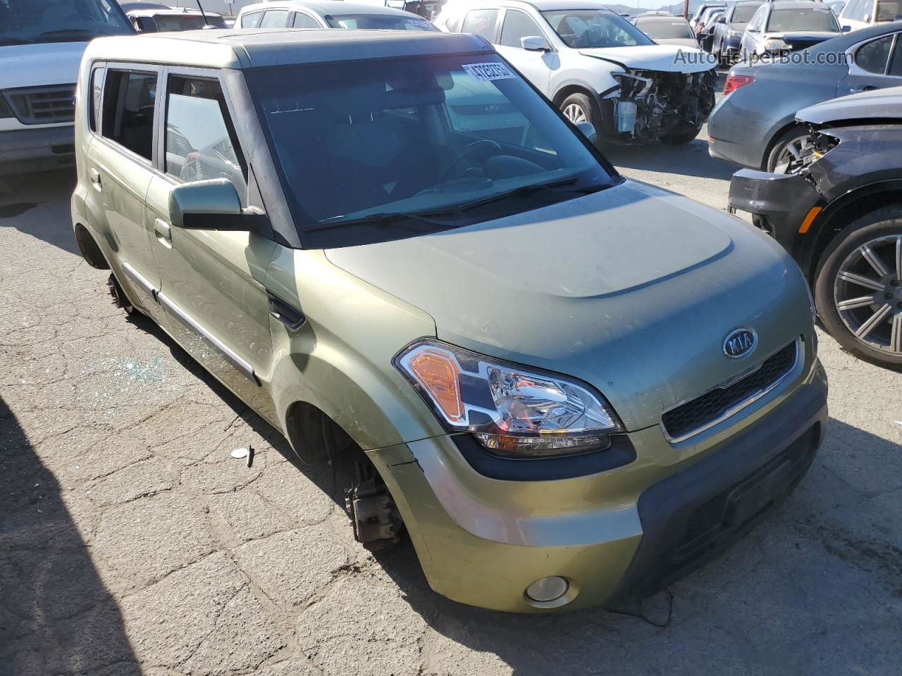 2010 Kia Soul + Green vin: KNDJT2A25A7160083