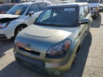 2010 Kia Soul + Green vin: KNDJT2A25A7160083