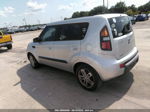 2010 Kia Soul + Серебряный vin: KNDJT2A25A7163405