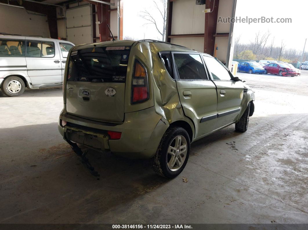 2010 Kia Soul + Green vin: KNDJT2A25A7164697