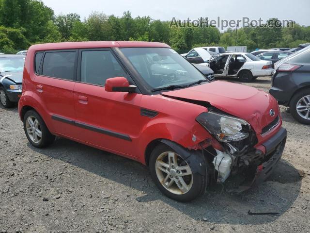 2010 Kia Soul + Red vin: KNDJT2A25A7171696