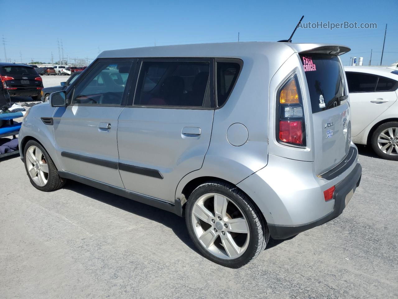 2010 Kia Soul + Серебряный vin: KNDJT2A25A7702959