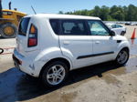 2010 Kia Soul + White vin: KNDJT2A26A7034928