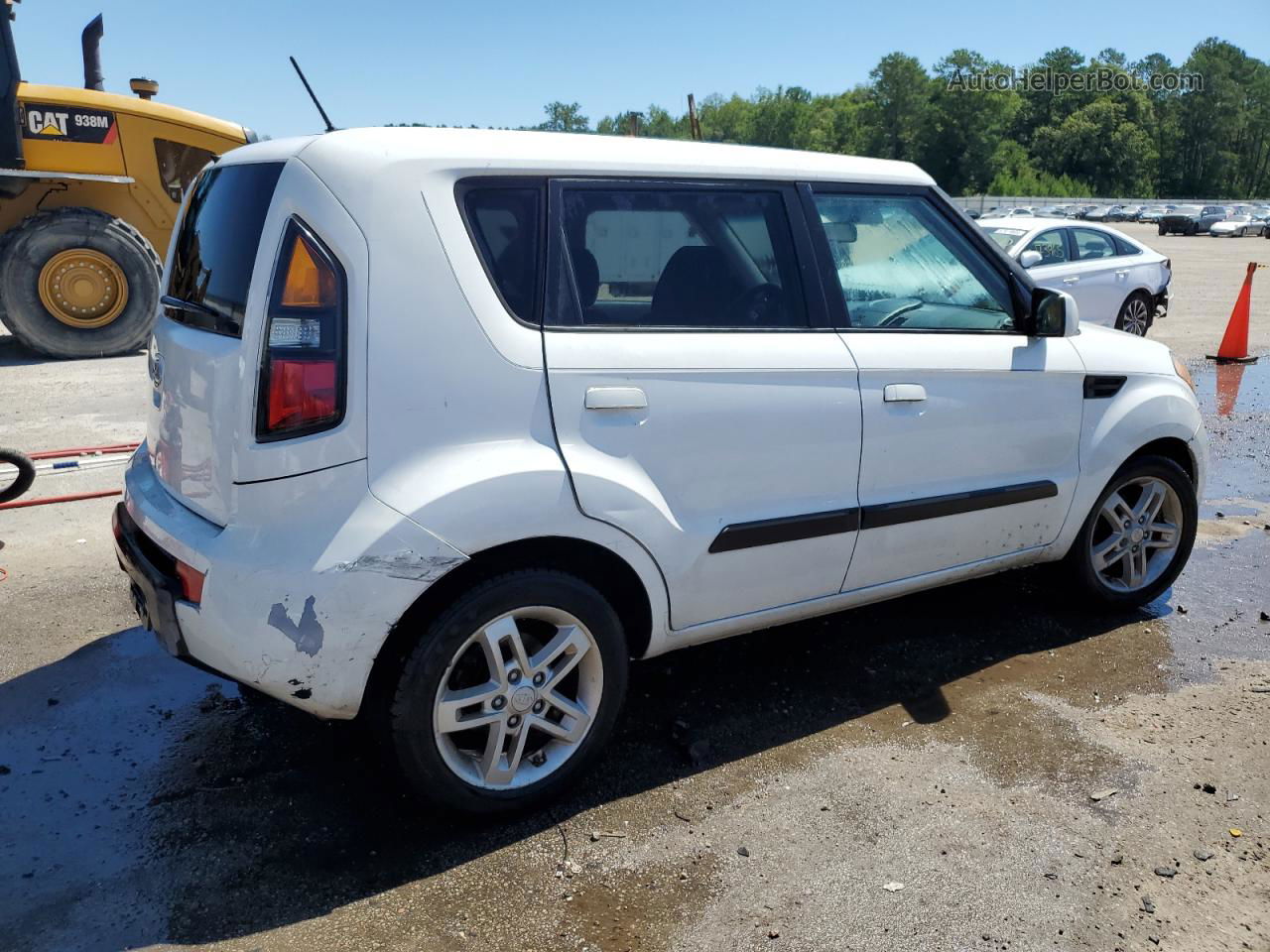 2010 Kia Soul + White vin: KNDJT2A26A7034928