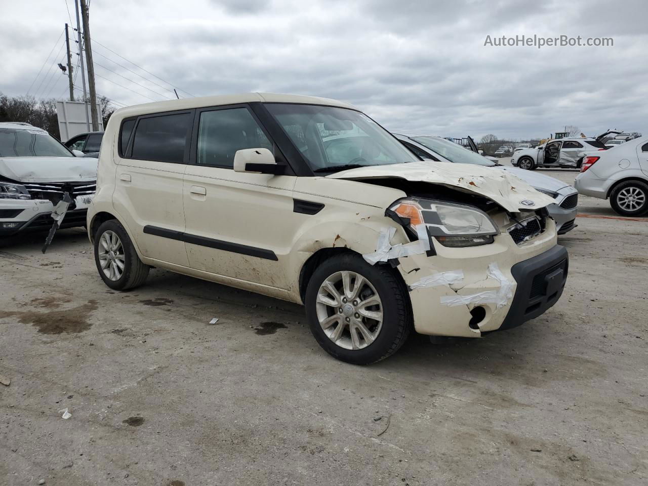 2010 Kia Soul + Желто-коричневый vin: KNDJT2A26A7045346