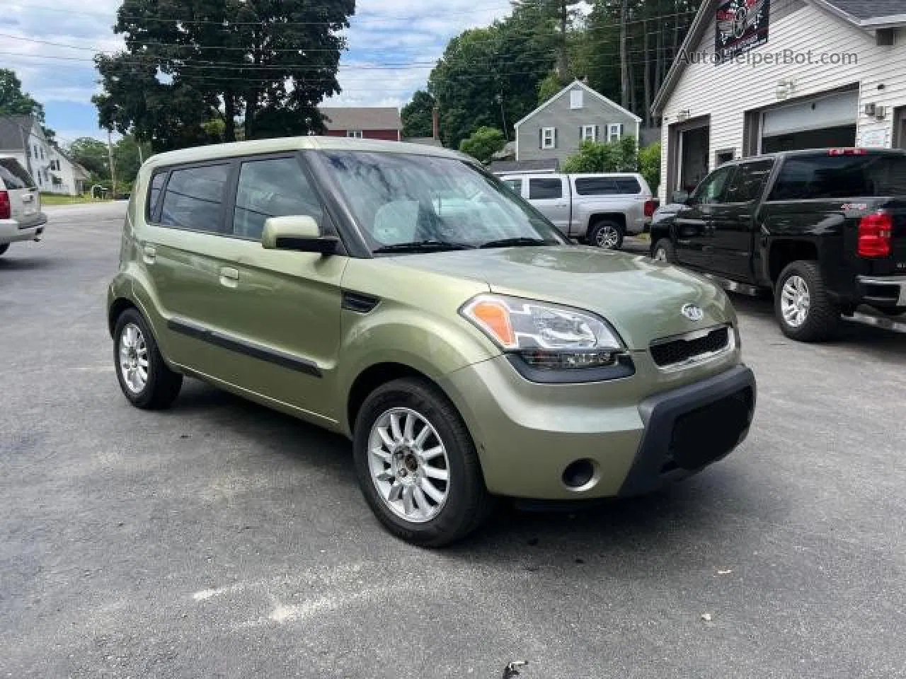 2010 Kia Soul + Green vin: KNDJT2A26A7086012