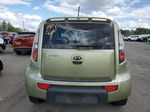 2010 Kia Soul + Green vin: KNDJT2A26A7168080