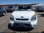 2010 Kia Soul + White vin: KNDJT2A26A7177264