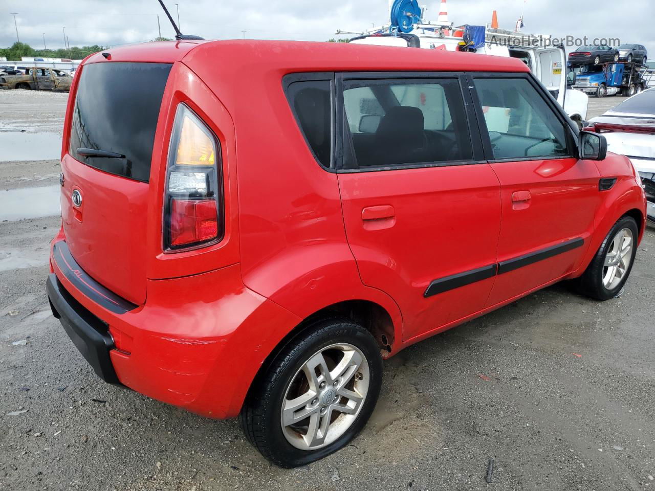 2010 Kia Soul + Red vin: KNDJT2A26A7177278