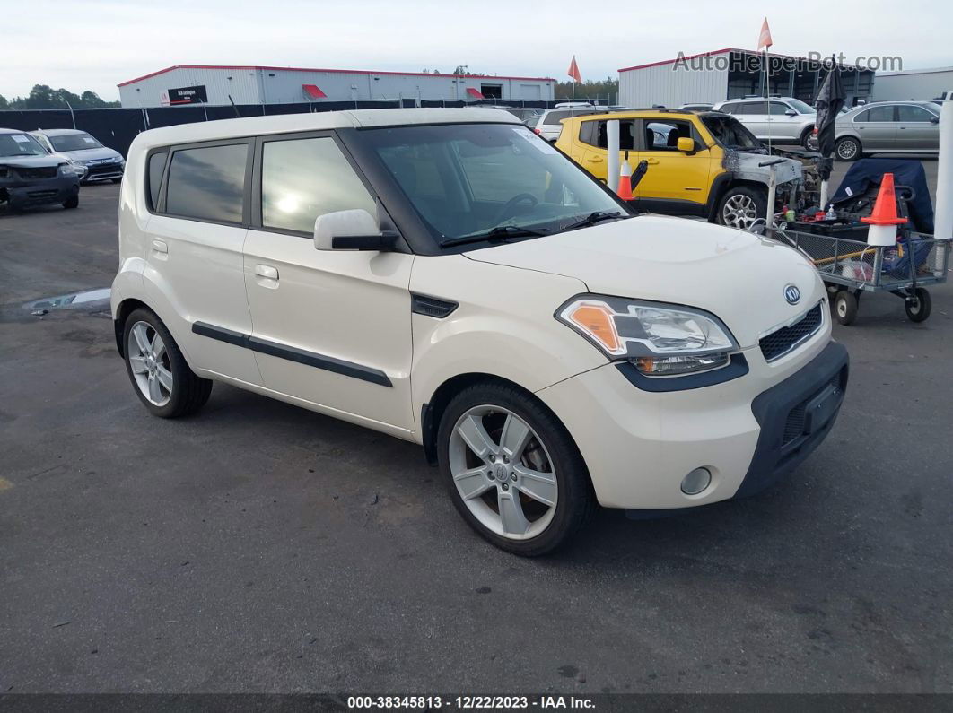 2010 Kia Soul ! White vin: KNDJT2A26A7178706