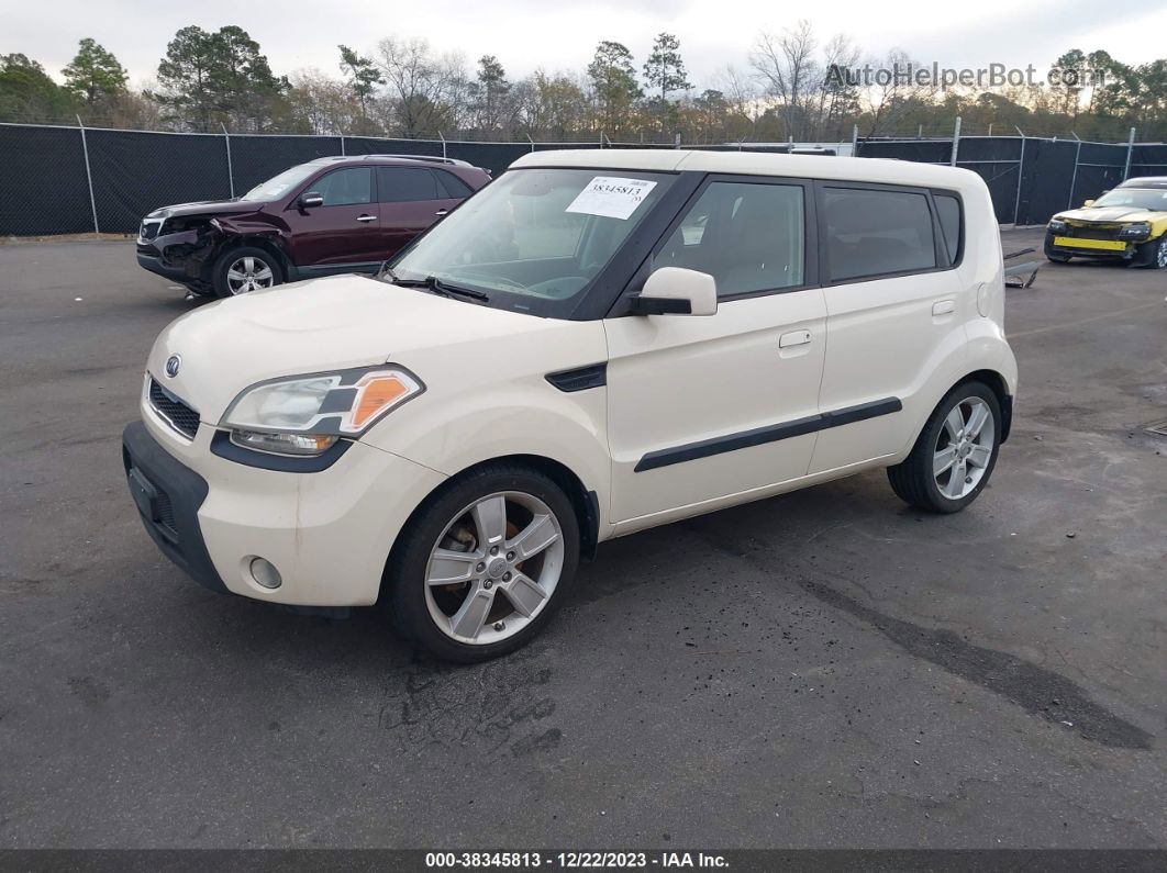 2010 Kia Soul ! White vin: KNDJT2A26A7178706