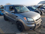 2010 Kia Soul + Gray vin: KNDJT2A26A7178818